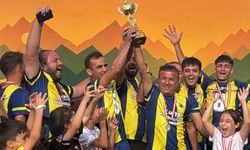 Gökbel Futbol Turnuvası'nın şampiyonu Alanya Fenerbahçeliler Derneği