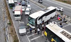 Yolcu otobüsü halk otobüsüne arkadan çarptı: 5 kişi yaralandı