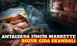 Antalya'daki zincir markette gıda güvenliği endişesi