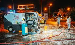 Alanya'nın vitrini gece mesaisinde baştan sona temizlendi