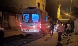 Silahlı kavgada baba ile 4 yaşındaki oğlu yaralandı
