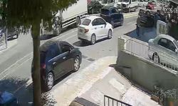 Belediye başkanı açılışa giderken kaza yaptı