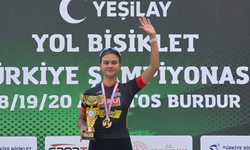 Alanyalı genç bisikletçilerden Türkiye Şampiyonası’nda çifte gurur
