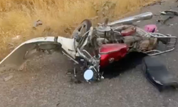 Otomobil ile motosiklet kafa kafaya çarpıştı: 2 ölü