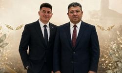 AK Partili başkanın yok artık dedirten düğün davetiyesi: Herkes aynı soruyu soruyor