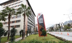 Alanya’da dolandırıcı jandarmadan kaçamadı