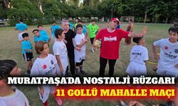 Muratpaşa'da 11 gollü nostaljik mahalle maçı