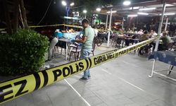 Husumetlilerine ateş açtı, başka masadaki müşteri yaralandı