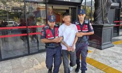 Alanya’da polise silah çeken şüphelilerden 1’i tutuklandı