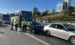 TEM Otoyolu’nda zincirleme kaza: 4 araç birbirine girdi