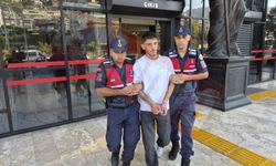 Alanya’da polise silah çeken şüphelilerden 1’i tutuklandı