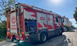 Alanya'da 8 katlı binada panik anları