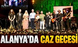 Della Miles Alanya’da sahne aldı: Caz festivali final gecesine hazır
