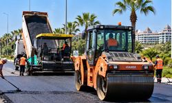 Antalya'da COP31 Hazırlıkları Hızlandı! 4 Kilometrelik Yolda Asfalt Seferberliği