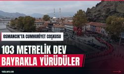 Çorum'da 103 metrelik bayrakla Cumhuriyet yürüyüşü