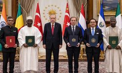 Cumhurbaşkanı Erdoğan 5 Ülkenin Büyükelçisini Kabul Etti