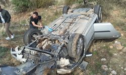 Otomobil şarampole devrilip ters döndü: 4 yaralı