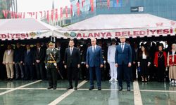 Alanya’da Cumhuriyet coşkusu başladı! 103. yıl kutlamaları fener alayı ve Murat Boz konseriyle taçlanacak