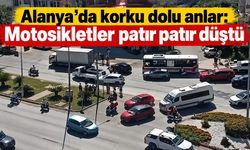 Alanya'da korku dolu anlar: Motosikletler patır patır düştü
