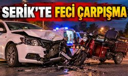 Serik'te otomobil ile elektrikli bisiklet çarpıştı: 2 yaralı