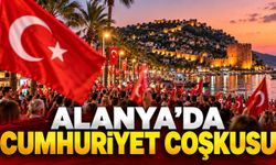 Alanya'da 29 Ekim Cumhuriyet Bayramı'nın 103. yılı kutlanıyor