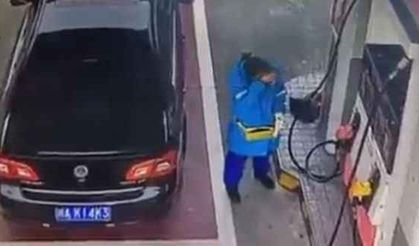 Lüks araç sahibi yaptığı hareketle benzin istasyonunda çalışan kadını ağlattı