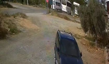 Antalya'da ilkokul öğrencilerini taşıyan servis kaza yaptı: 7 öğrenci yaralı