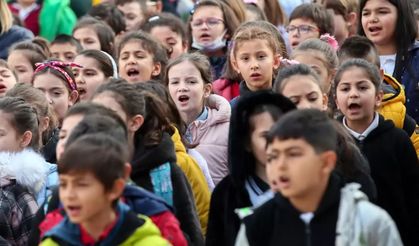 Pazartesi günü tüm okullarda eş zamanlı olarak yapılacak: MEB'den uyarı!