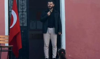 1 öğretmen 1 öğrencili okulda 29 Ekim kutlaması