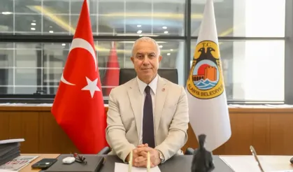 Başkan Özçelik 24 Kasım Öğretmenler Günü’nü kutladı