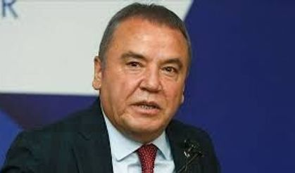 Tutuklu Başkan Böcek’ten mesaj: “Kalbim de aklım da Antalya’da”