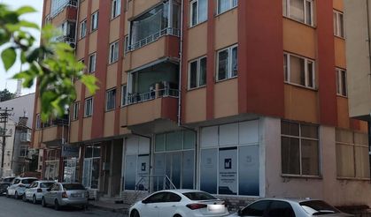 Üniversiteli genç kız çırılçıplak 2. kattan atladı: Öğretim görevlisi tutuklandı