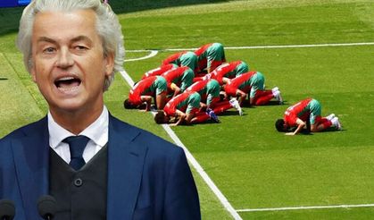 Alçaklık diz boyu: Maçtan önce namaz kılan futbolculara ve Allah'a ağır küfür