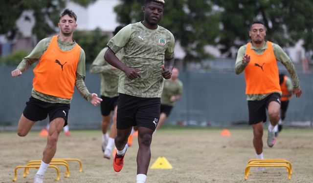 Alanyaspor "ligden düşme" korkusu yaşamak istemiyor