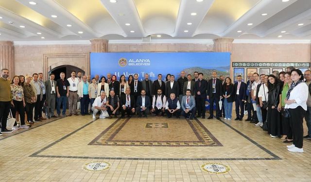 Alanya'nın tarihine ve kültürüne ışık tutan sempozyum