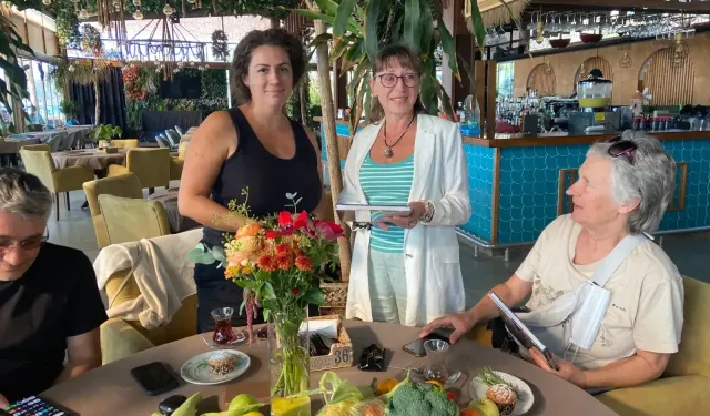 Rus yazarın “Türkiye’den aşk ile Türk mutfağı” kitabı Alanya’da tanıtıldı