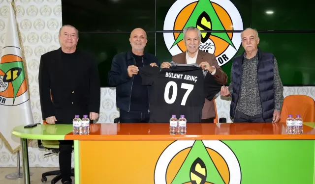 Bülent Arınç'tan Alanyaspor'a ziyaret 