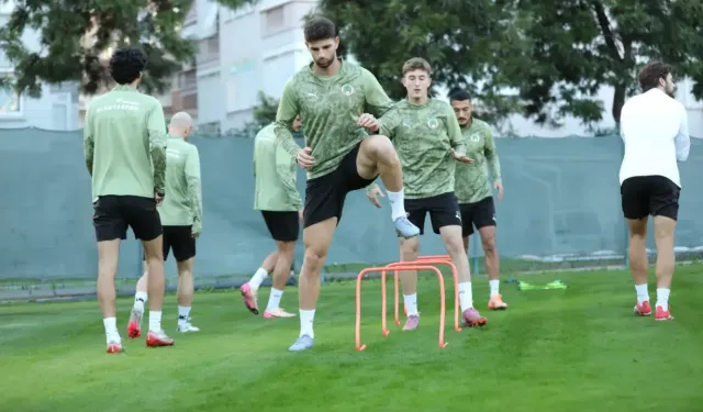 Alanyaspor mesaisinde Kayserispor'a bileniyor