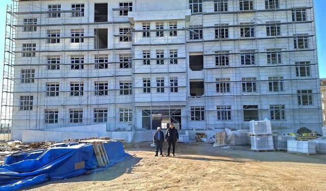 Alanya'da ikili eğitime son verecek okul için geri sayım