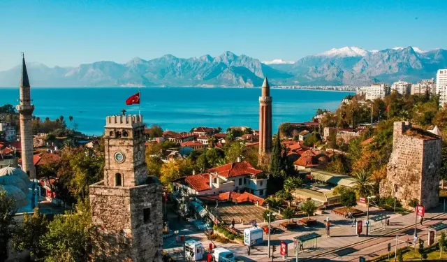 Antalya'nın borçsuz Belediye Başkanı işin sırrını açıkladı