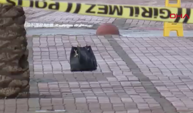 Antalya şüpheli çanta paniği: Güvenlik şeridi çekildi; yol tek şeride düştü