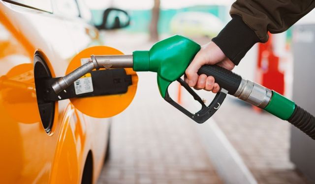 Araç sahiplerine büyük şok! İndirim sevinci kursakta kaldı, okkalı zam yolda