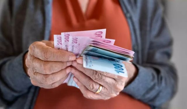 Meclis'te tansiyon yükseldi! Emekli maaşında karar çıktı