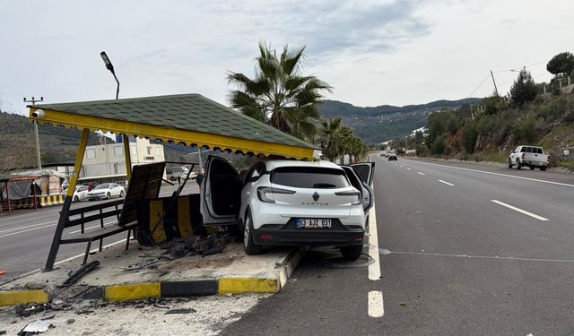 Korkutan kazada 4 yaralı