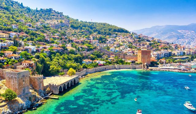 Alanya Siyasetinde Haftanın Z Raporu