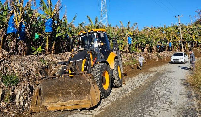 Antalya Büyükşehir Belediyesi'nden Alanya kırsalında kış mesaisi
