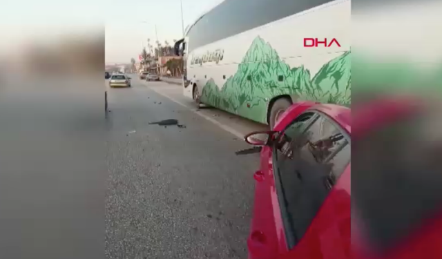 Antalya'da kaza: Yolcu otobüsü, otomobil ile çarpıştı