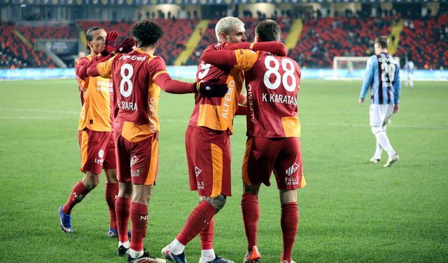 Galatasaray'dan gol yağmuru: Adını finale yazdırdı