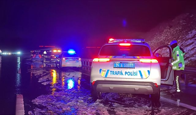 Otoyolda katliam gibi kaza: 11 yaralı