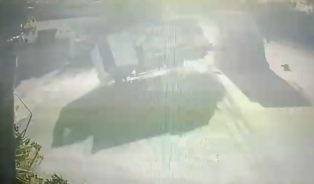 Alanya'da dehşet anları! İşçi camdan fırladı